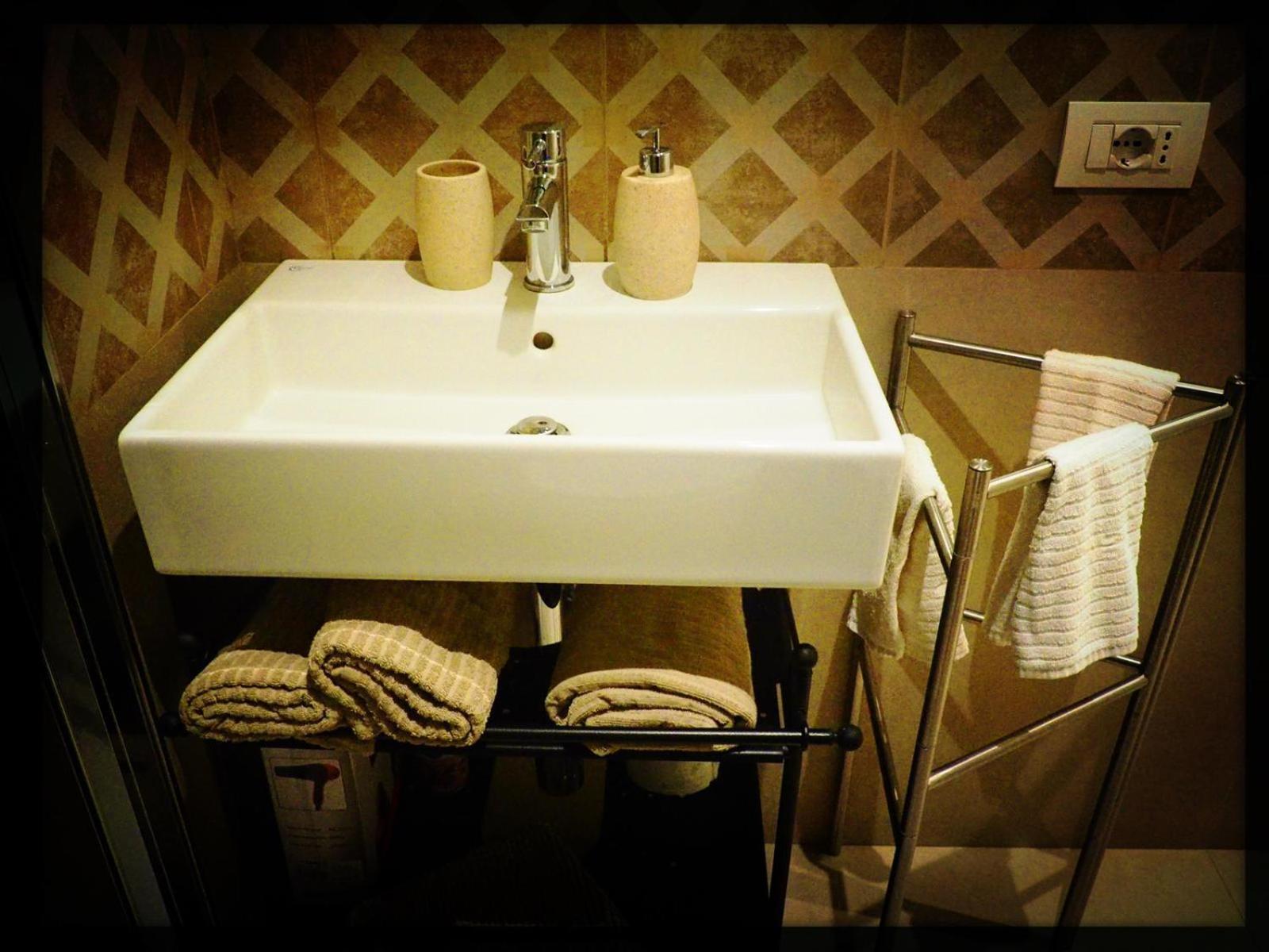 Smile House. Intero Trilocale 15 Min. Dal Centro Appartement Milaan