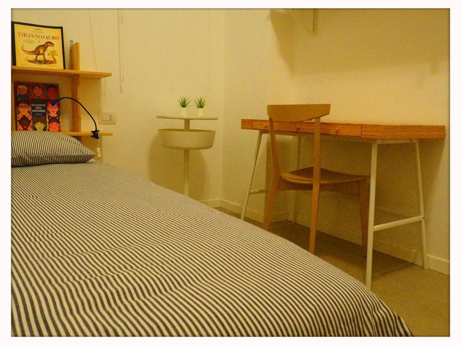Smile House. Intero Trilocale 15 Min. Dal Centro * Milaan